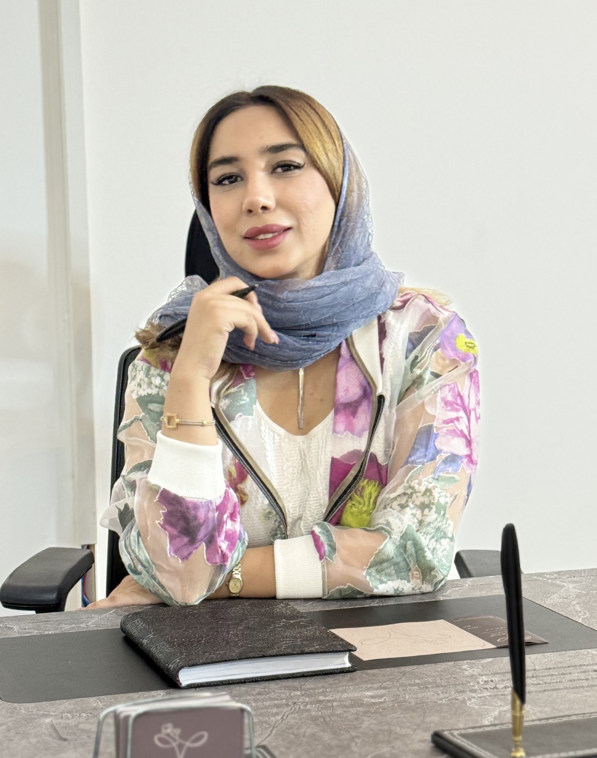 شیما شادمهری 