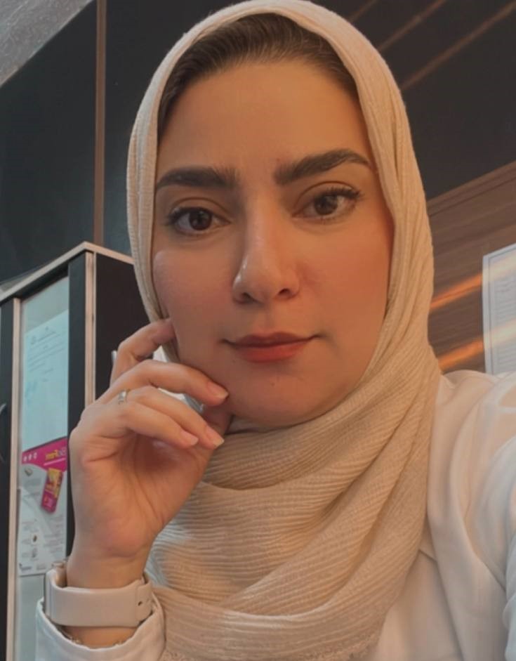 آذر تقی زاده